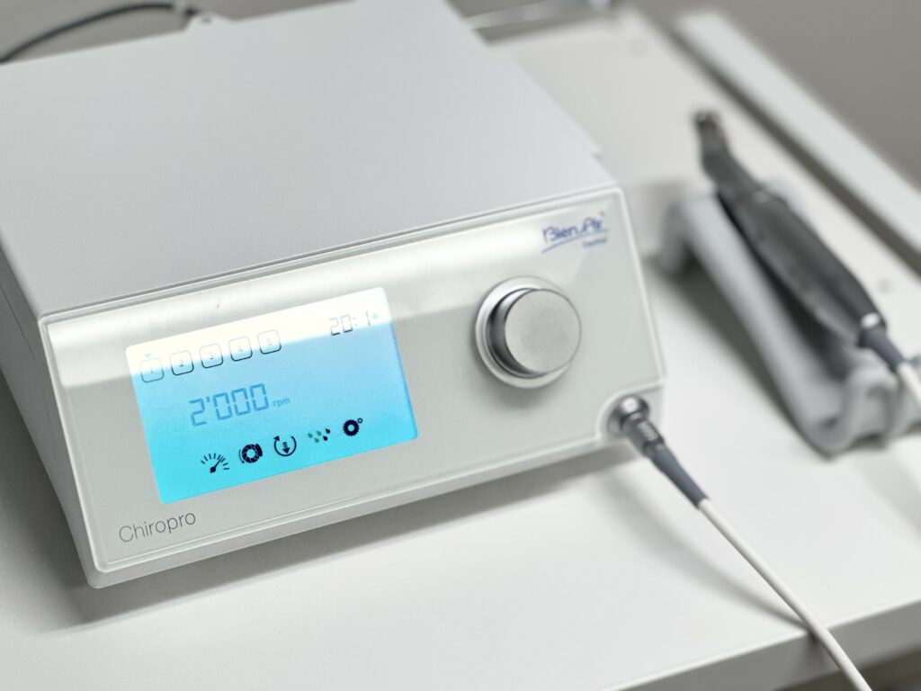 インプランター