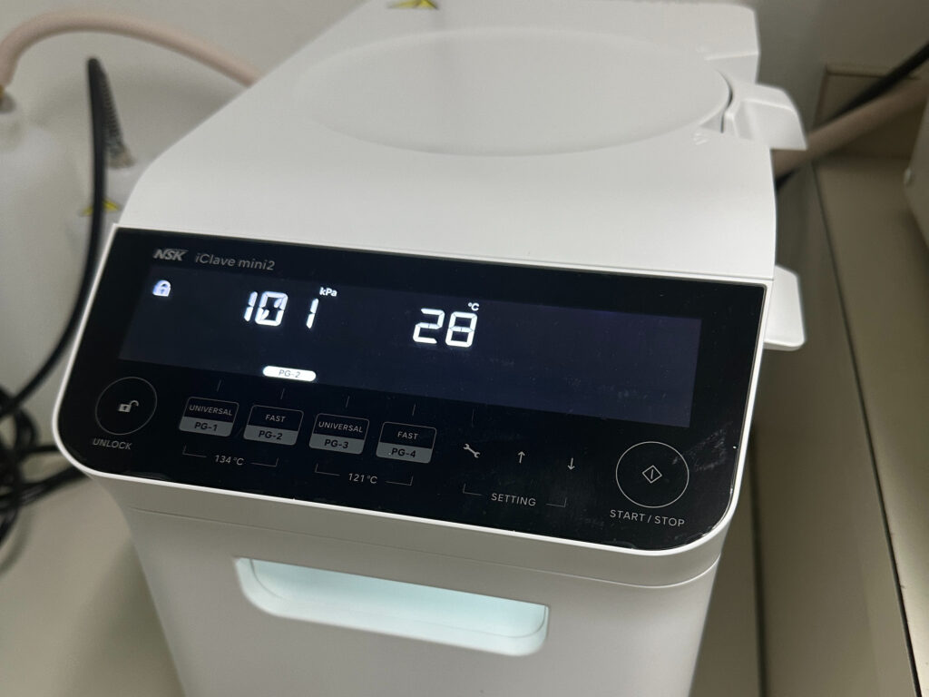 歯科用ハンドピース滅菌器